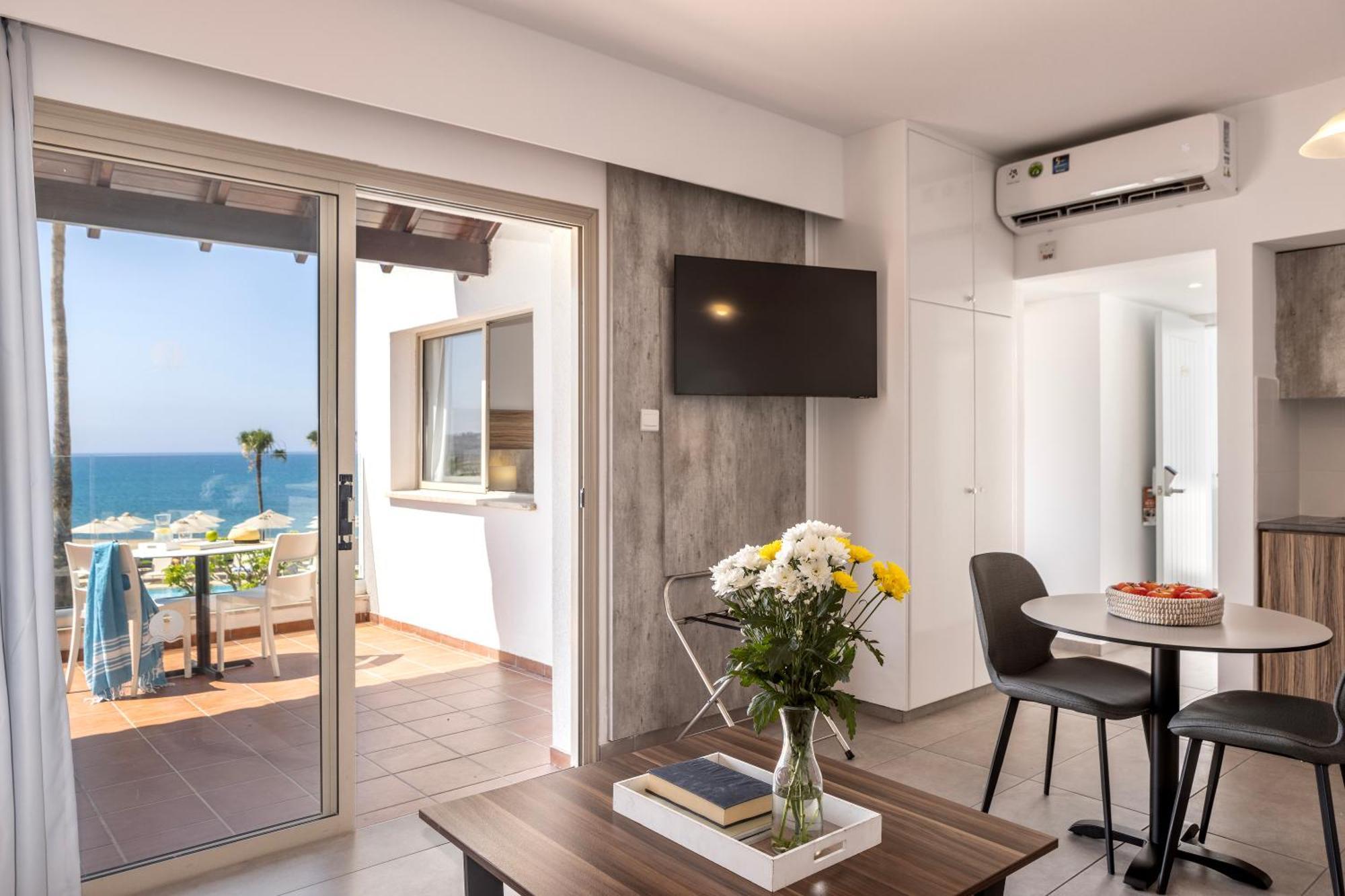 Kapetanios Aqua Resort Korall-öböl Kültér fotó