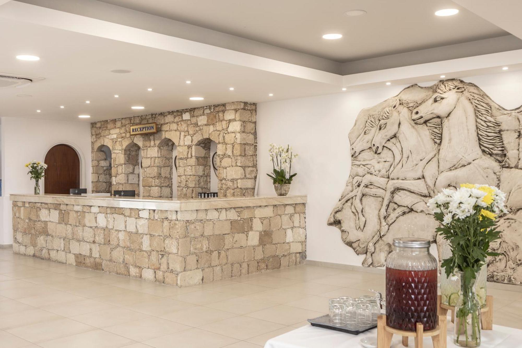 Kapetanios Aqua Resort Korall-öböl Kültér fotó